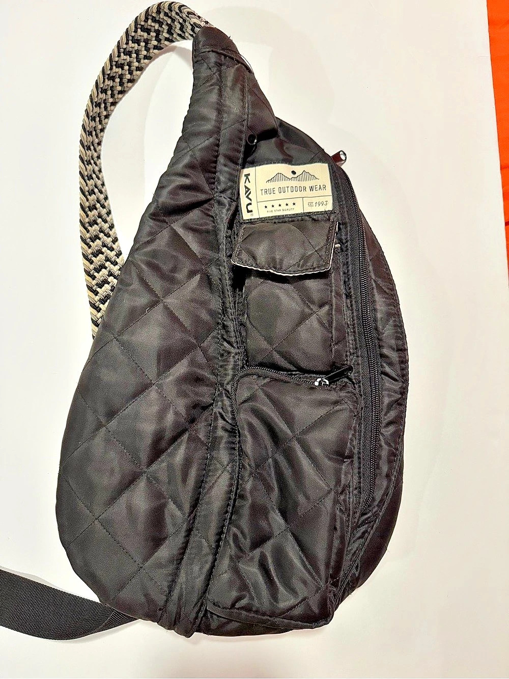 KAVU Quilted Puff Rope Sling Bag Black & White